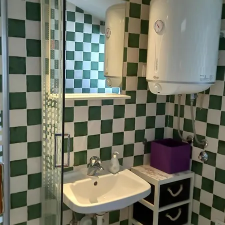 Donda 아파트 스플리트